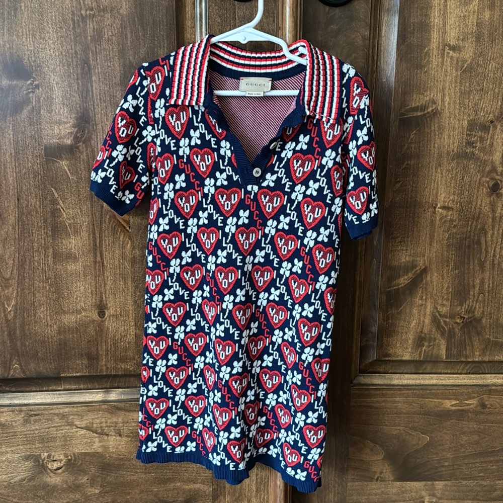 NWOT GUCCI kids “I Love You” short sleeve sweater dress. Sz 6